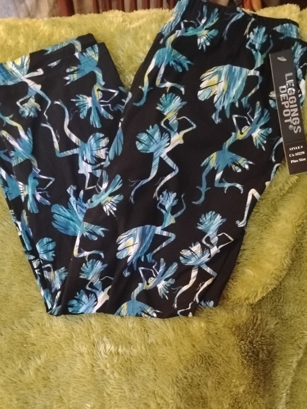 Leggings Depot Black Leggings with Blue & Teal Floral Silhouettes